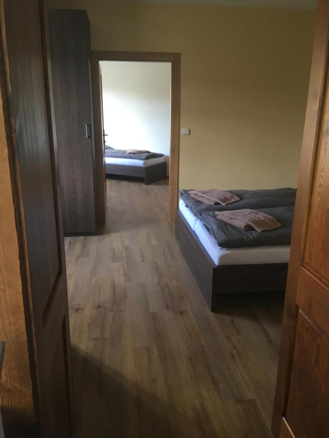 Penzion A Pivnice Varna Velká Bystřice Exterior foto
